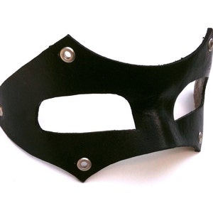 Bandit with Grommets Leather Mask image 1