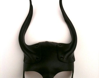 Night Creature Leather Mask
