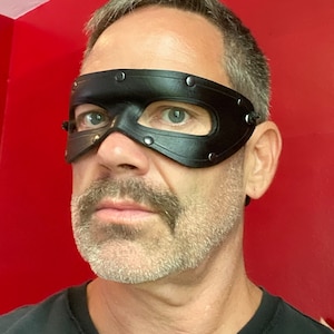 Outlaw with Spots Leather Mask
