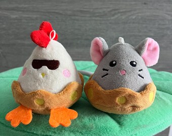 Brinquedos de pelúcia artesanais em formato de galinha e rato com catnip e amassados - Conjunto de 2