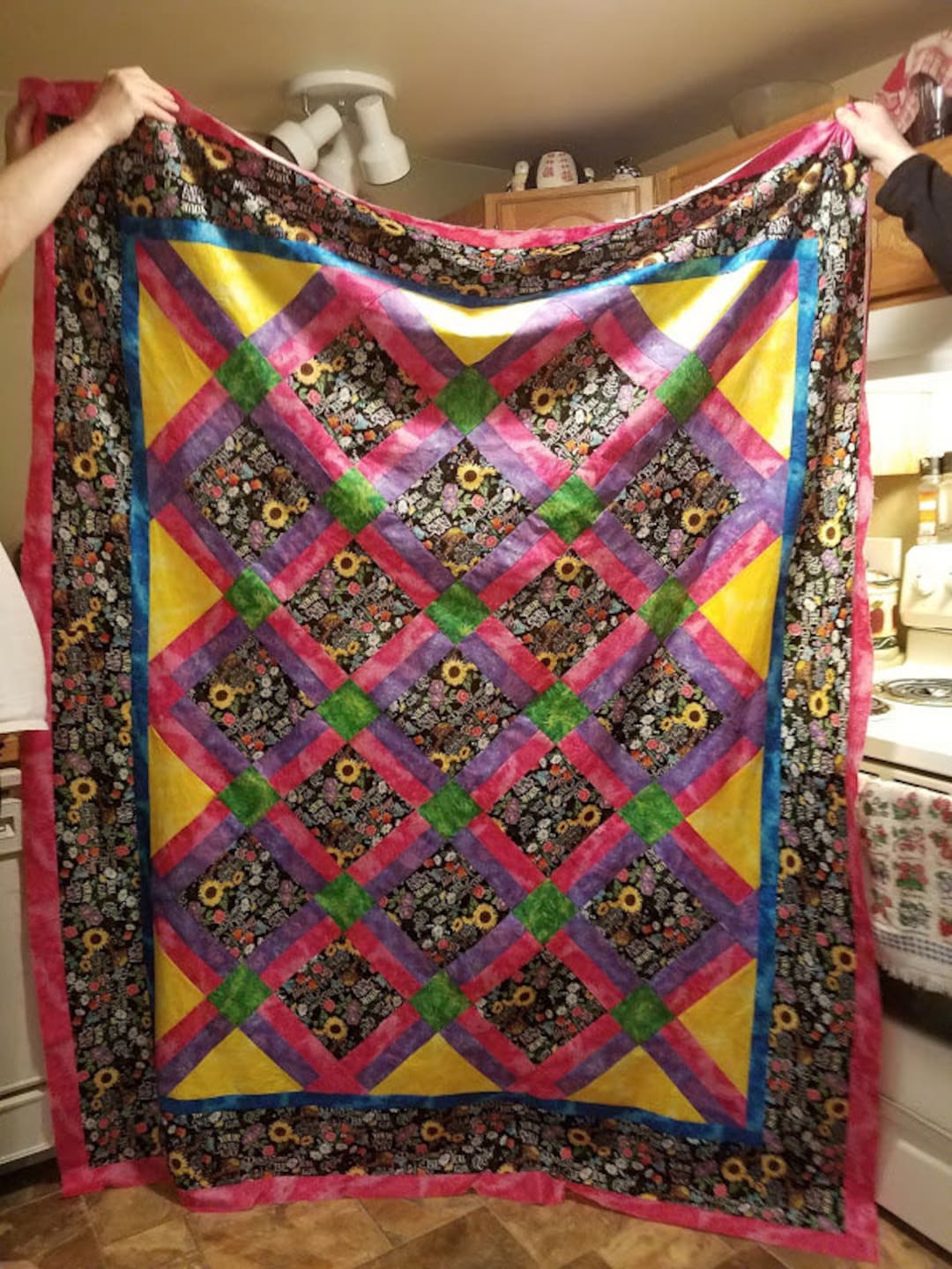 Bright Quilt - Etsy