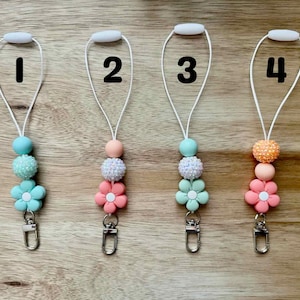 Daisy Car Freshie Hanger | Beaded Car Air Freshener Holder | Car Air Freshener |  Car Accessories | Scented Car Freshy
