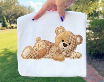 Faux Patchwork Teddybär Legt PNG, Oma Kern Teddybär Art, Vintage Quilt Style Bär, gemütlichen Cottagecore Kindergarten