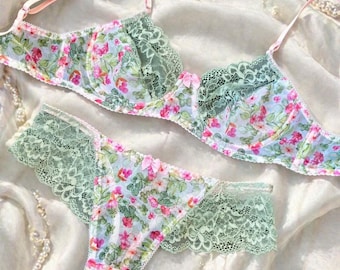 Lingerieset met bloemenkant, groenroze doorschijnende bh en pantyset, romantisch bloemenondergoed, vrouwelijke mesh-lingerie, zacht kant cadeau voor haar
