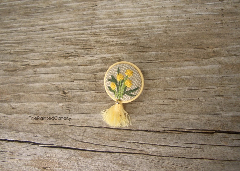 Dandelion hand embroidered button brooch pin, handmade wildflower jewelry image 3
