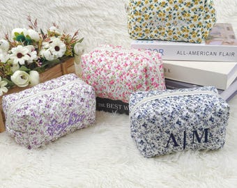 Personalized Floral Makeup Bag, Handmade Quilted Cosmetic Bag, Embroidered Gift for Her, Bridesmaid Gifts, Travel Makeup Pouch, Toiletry Bag