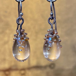 Clear mini drops with gold details