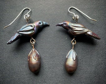 Flamework iridescent Raven Earrings