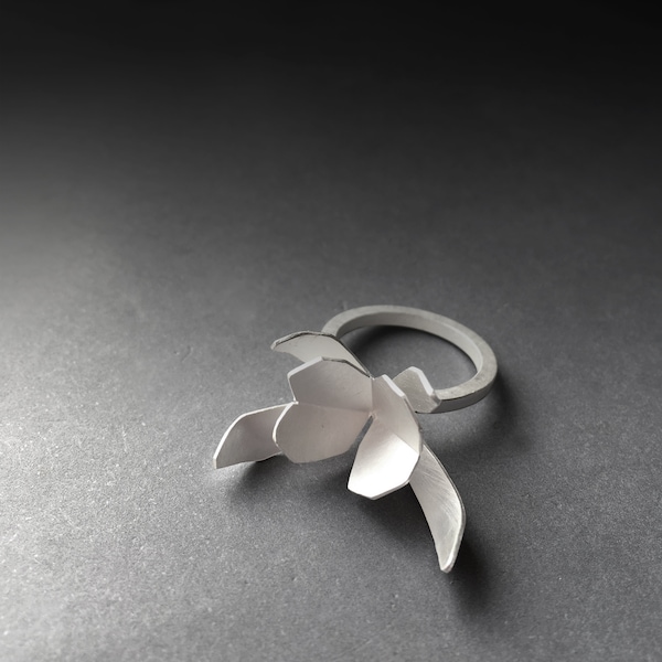 Flower Silver Ring, Sterling Silver Statement Ring, Floral Ring, Orchid Ring, Leaves Ring, Gift for her, Anniversary Gift, Botanical Jewelry