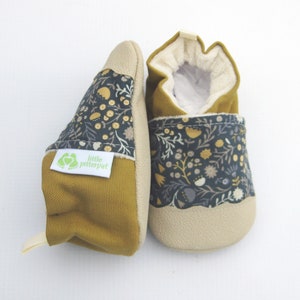 Classic Vegan Wood Floral / Non-Slip Soft Sole Baby Shoes / Made to Order / Babies Toddler Preschool image 4