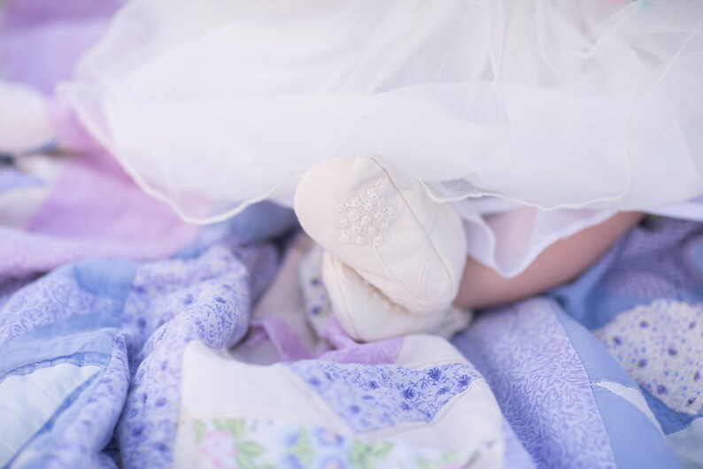 Classic Vintage-style Embroidered Flowers All Fabric Soft Sole Baby Shoes / Made to Order / Baptism Christening image 2