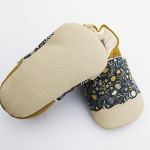 Classic Vegan Wood Floral / Non-Slip Soft Sole Baby Shoes / Made to Order / Babies Toddler Preschool image 5