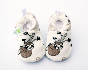 Organic Knits Tree Sloth / All Fabric Vegan Soft Sole Baby Shoes / Made to Order / Babies Booties Shower Gift