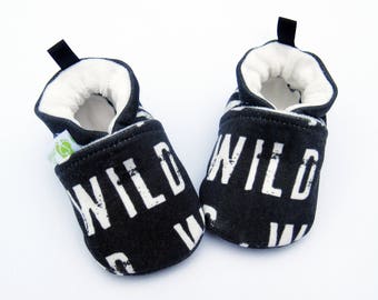 Botines de algodón negro Organic Wild para bebé: Botines veganos de tela con suela suave