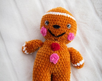 Handmade Crochet Gingerbread Man Toy: Soft Plush Christmas Decoration