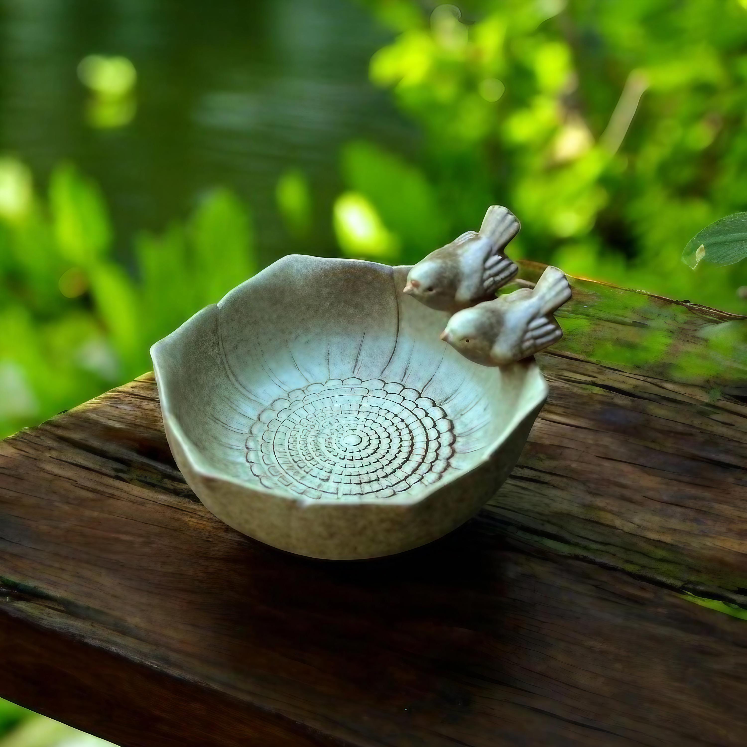 Unique Ceramic Bird Bath – Charming Twin Birds Garden Decor, Ideal for Outdoor Spaces, Perfect Vintage Gift for Bird Lovers, Bird Feeder