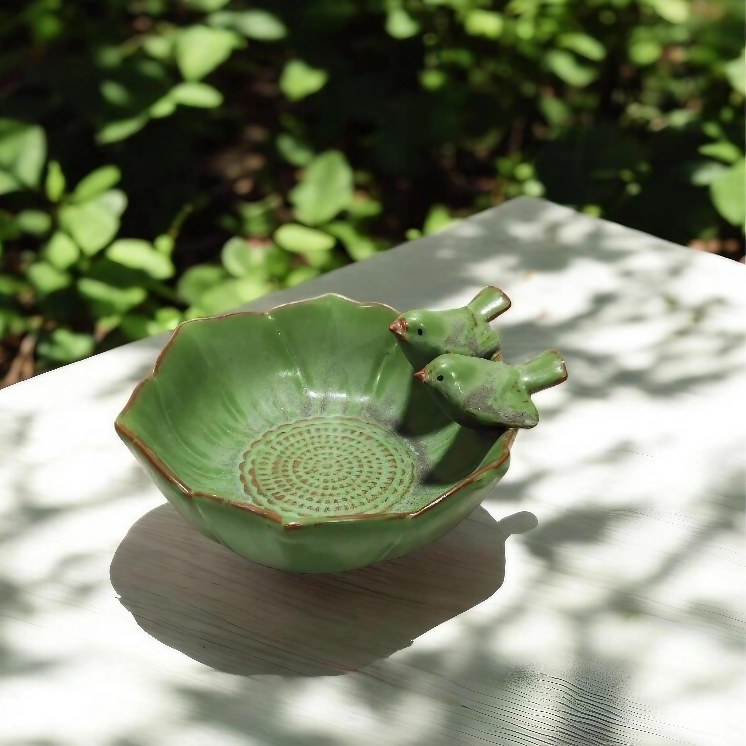 Unique Ceramic Bird Bath – Charming Twin Birds Garden Decor, Ideal for Outdoor Spaces, Perfect Vintage Gift for Bird Lovers, Bird Feeder
