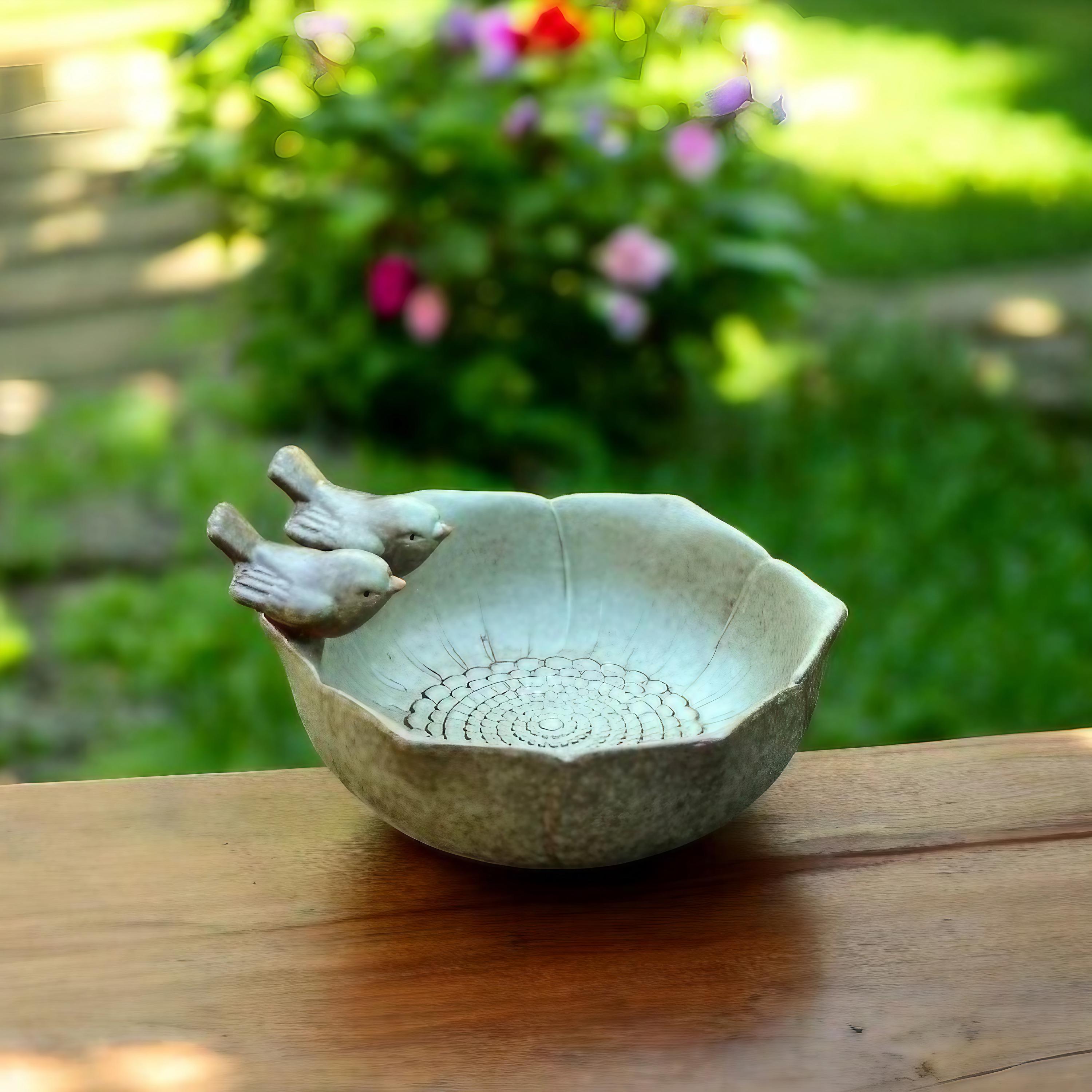 Unique Ceramic Bird Bath – Charming Twin Birds Garden Decor, Ideal for Outdoor Spaces, Perfect Vintage Gift for Bird Lovers, Bird Feeder