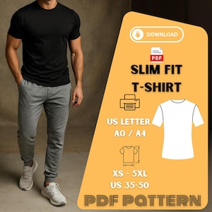 以下が含まれることがあります： 黒のスリムフィットTシャツとグレーのスウェットパンツを着た人物。画像には「SLIM FIT T-SHIRT」と「PDF PATTERN」のテキストが入ったグラフィックが含まれています。グラフィックにはTシャツの輪郭とサイズの詳細も表示されています。