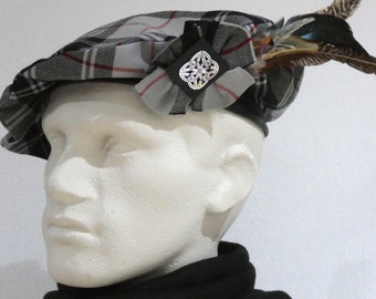 Beret in Moffat Tartan, Highland Tam, Men's Bonnet ©