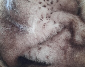 Snow Lynx Faux Fur Fabric Remnant