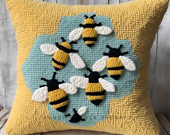 Spring Floral Bumble Bee Motif Punch Needle Pattern: DIY Pillow Case Template