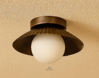 Luminária de teto de embutir com globo em latão antigo – Luminária de teto moderna de meados do século XX