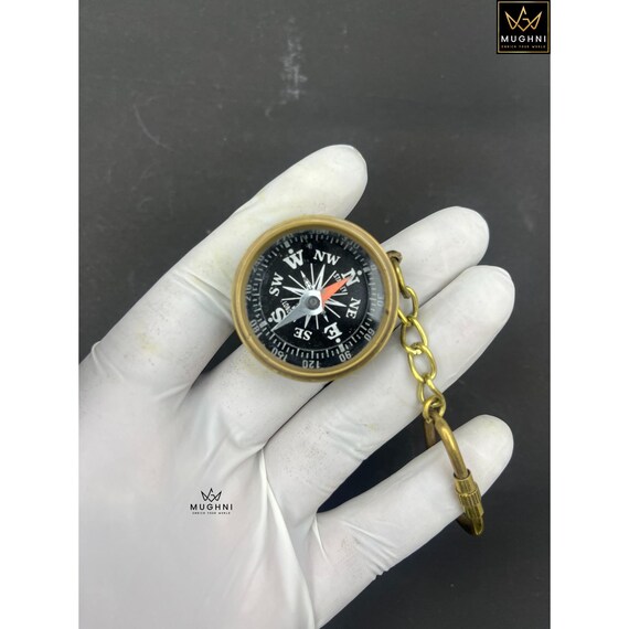 thumbnail image 2 of Lot Of 5 Handmade Vintage Reproduction Brass & Glass Pocket Compass Key Chains – Nautical Maritime Gift 2 of 5
