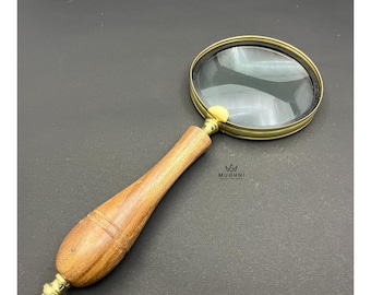 Vintage Style Magnifying Glass: Brass & Wood Reading Lens
