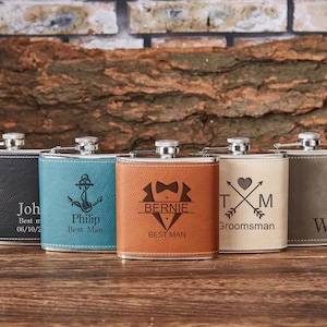 Frasco de cuero personalizado para padrinos de boda, frasco grabado de 6 oz, recuerdo de boda, frasco de cuero para padrinos de boda, regalo de aniversario, regalo de boda para él