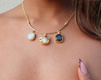 Modern Trio Gemstone Bar Necklace – Amazonite, Moonstone & Black Onyx in 18K Gold-Plated Setting.