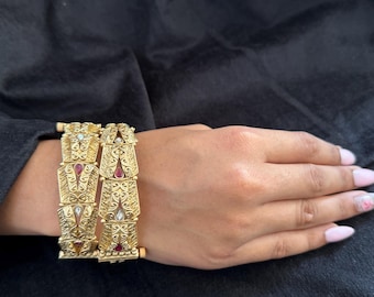 Panelled Vintage Kada - Antique-style openable kada with maroon & white stones, featuring rectangular panels with engraved floral patterns.