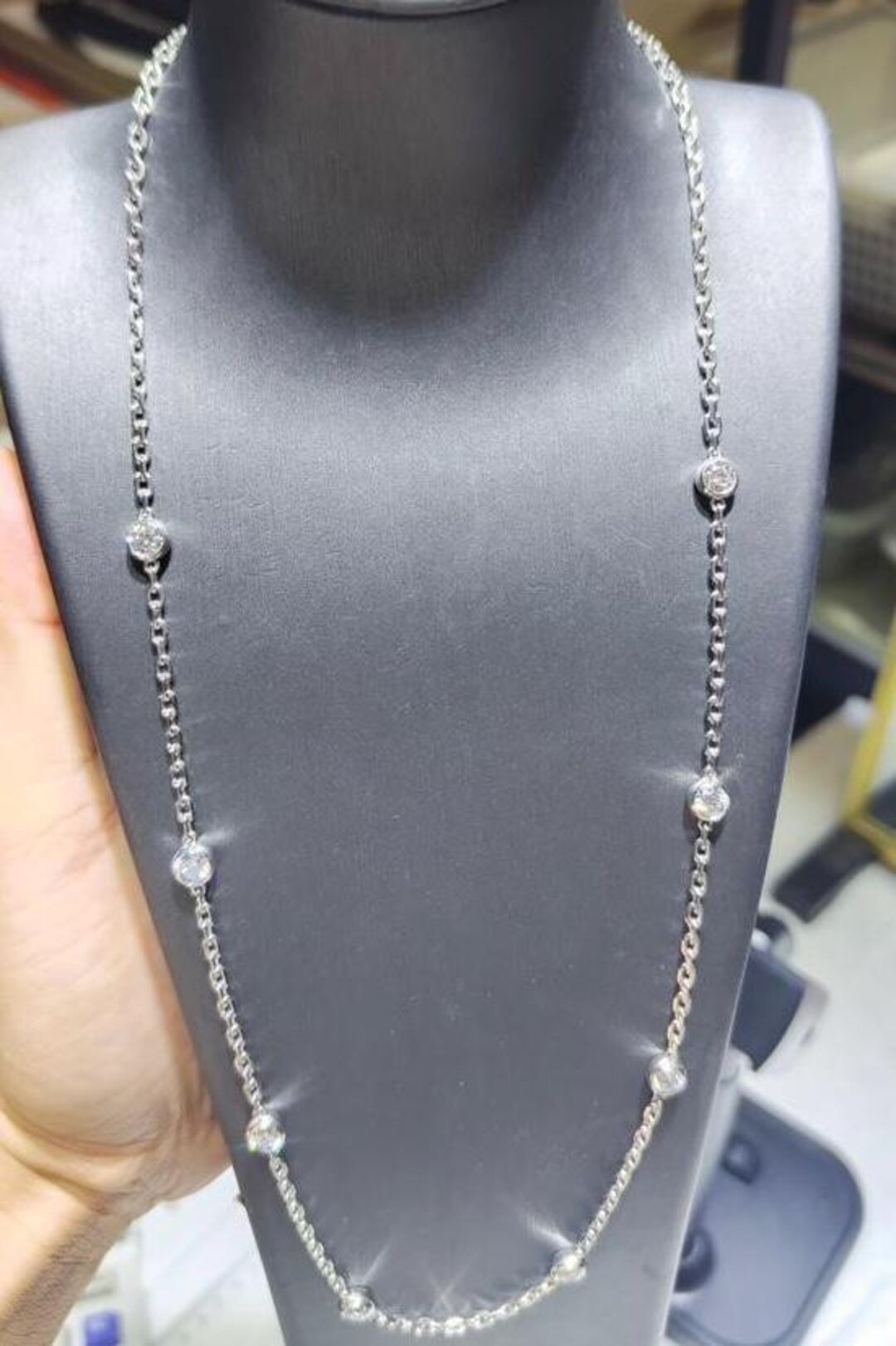 PT950 Platinum Diamond Station Necklace: 3.0mm Rolo Chain 5.0mm