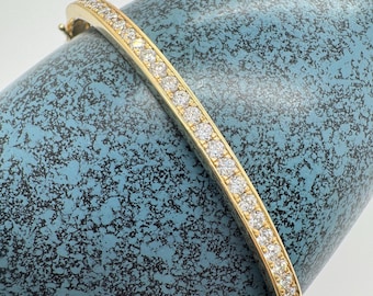 Moissanite Bangle Bracelet Certified 2.0mm d VVS1 GRA Moissanite 925/18k