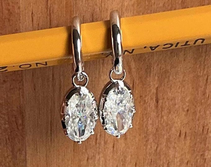 Moissanite Oval-cut Hoop Earrings 5.0-carat GRA Certified D VVS1
