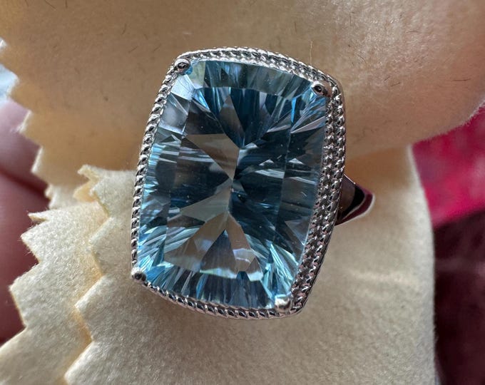 Blue Topaz Sterling Silver Ring: 12 Carat Radiant Cushion Cut, Size 10