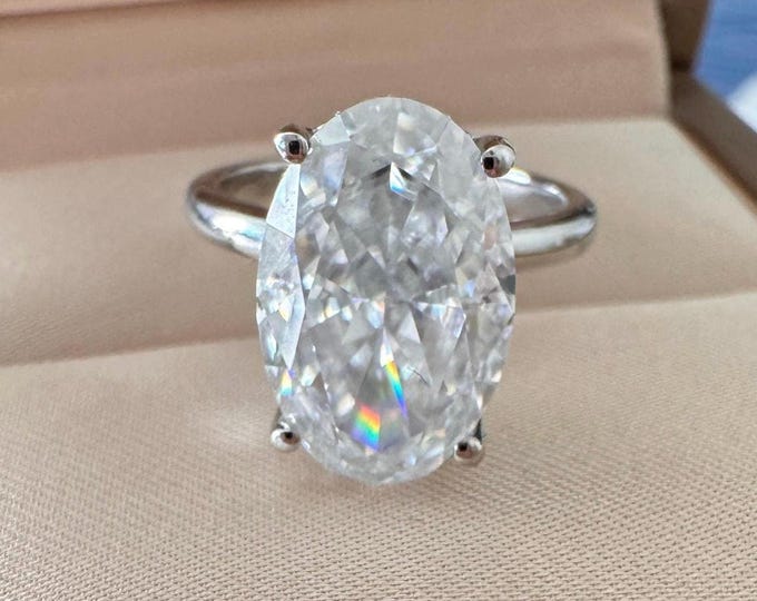 7.0 CTW Oval Moissanite Halo Engagement Ring: 18K White Gold, Size 5.75