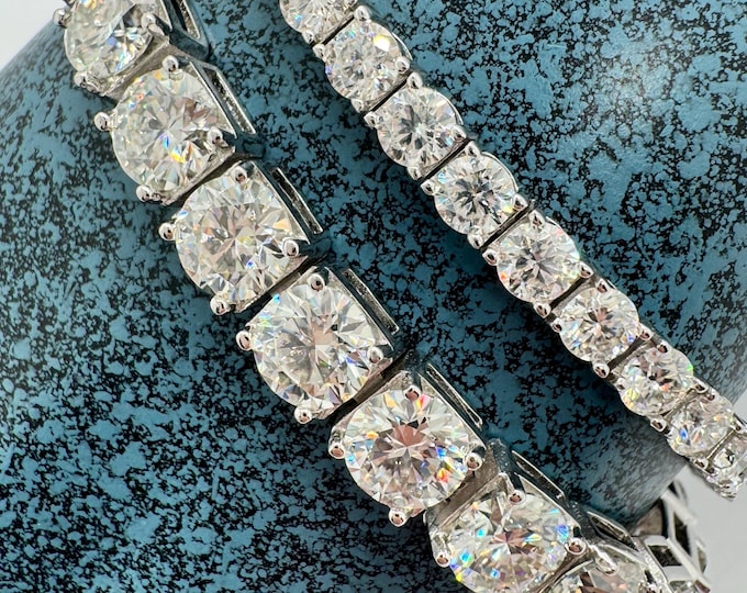 6.5mm Moissanite Tennis Bracelet, 18K White Gold Plated Sterling Silver Pushbutton Closure Seemless construction