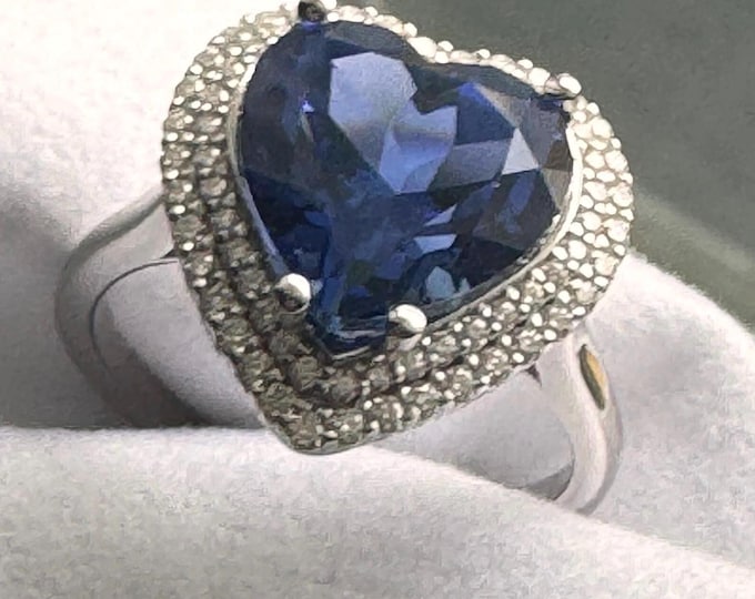 Heart Sapphire Moissanite Halo Ring: Unique 6.0 CTW Engagement Ring