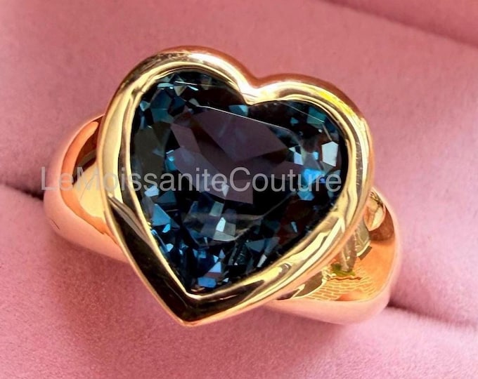 8-Carat Heart London Blue Topaz Signet Ring – Solid 10k Yellow Gold Bezel Set