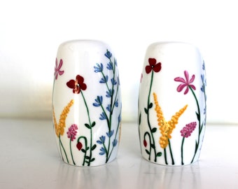 Hand painted salt and pepper shakers, wild flowers, painted wild flower S&P shakers