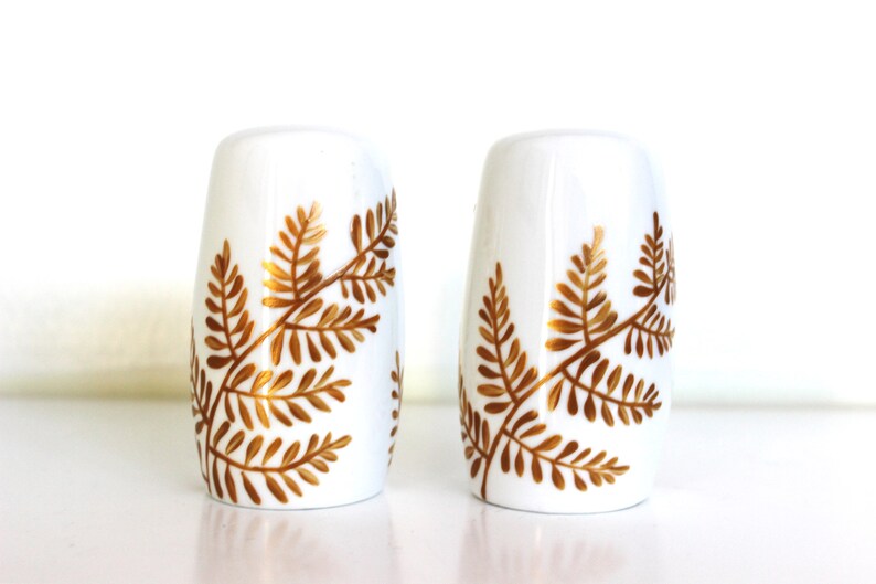 Hand painted salt and pepper shakers, gold ferns, painted fern floral S&P shakers image 7