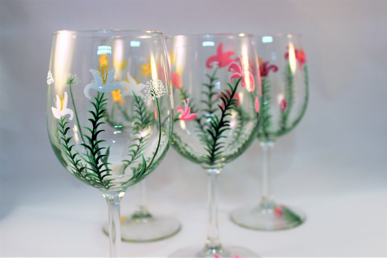 Hand Painted Lily Wine Glasses Wild Lilies and Wild Flower Etsy