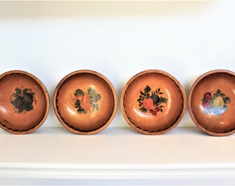 Vintage wooden bowl set, painted fruit bowls made in occupied Japan