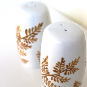 Hand painted salt and pepper shakers, gold ferns, painted fern floral S&P shakers image 9