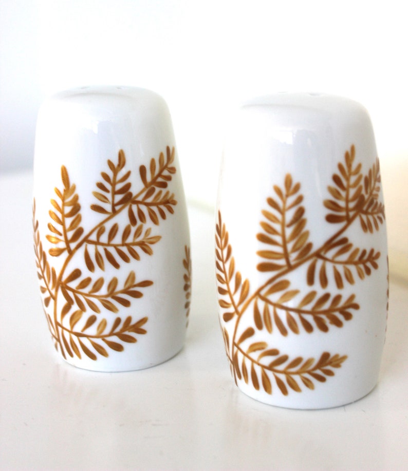 Hand painted salt and pepper shakers, gold ferns, painted fern floral S&P shakers image 2