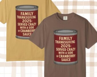 Camiseta divertida para celebrar el Día de Acción de Gracias 2025 en familia. ¡Con salsa de arándanos! Camiseta con cena navideña en colores acogedores.