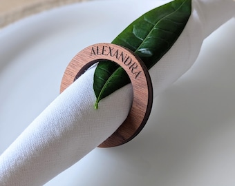 Anillos de servilleta de madera personalizados, decoración de mesa de boda a medida