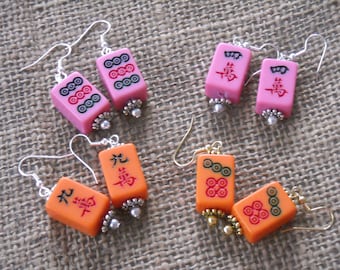 Bunte Mahjong Ohrringe - Mini Mahjong Fliesen - Mahjong Schmuck - Helle Mahjong Mini Fliesen Ohrringe - Mahjong Geschenk