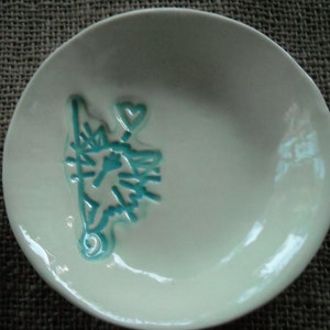 Pet Bowl  - Cat Dish - Cat Bowl - Gift Idea - Kitten Dish